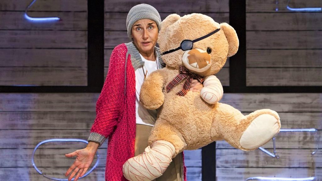 Entrevista-actriz-Mona-Martinez_2088101215_6745859_1300x731-1024x576