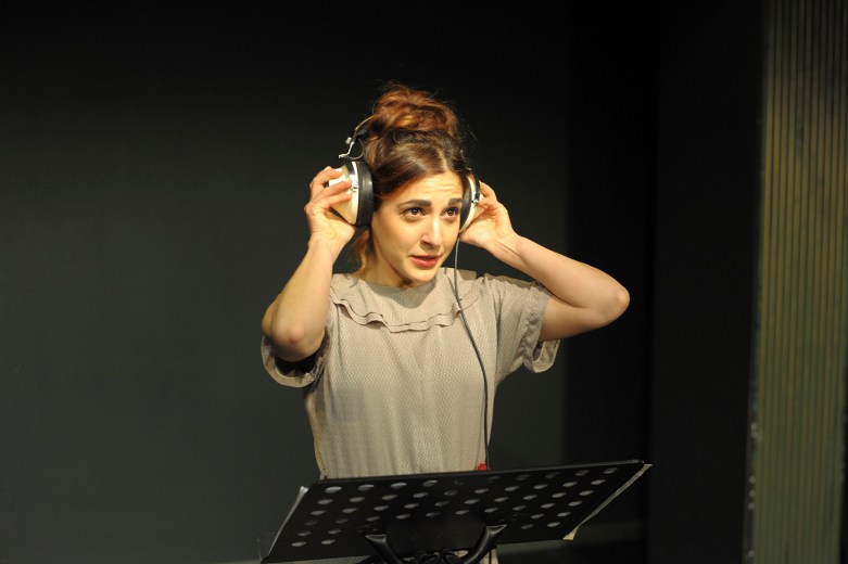 La imagen tiene un atributo ALT vacío; su nombre de archivo es la-sombra-de-audrey-slider-web-2.jpg