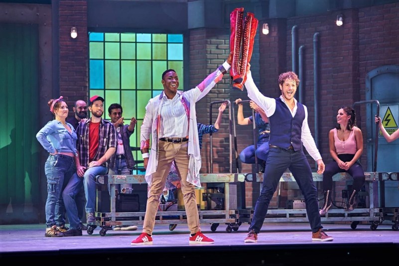 La imagen tiene un atributo ALT vacío; su nombre de archivo es kinky-boots-musical-espacio-delicias-madrid-el-teatrero.jpg