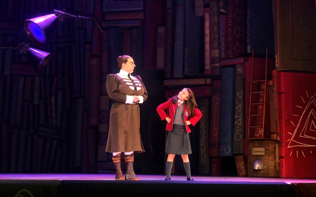 La imagen tiene un atributo ALT vacío; su nombre de archivo es matilda-el-musical-el-teatrero-1.jpg