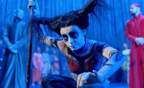 La imagen tiene un atributo ALT vacío; su nombre de archivo es historia-interminable-musical.jpg