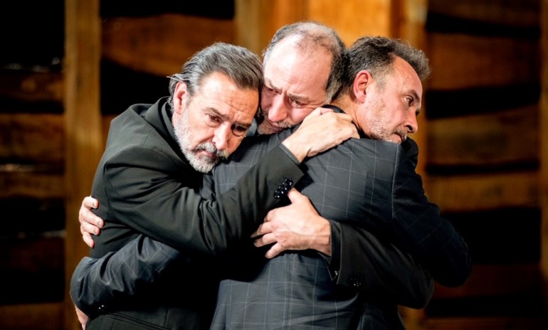 La imagen tiene un atributo ALT vacío; su nombre de archivo es amistad-juan-mayorga-el-teatrero.jpeg